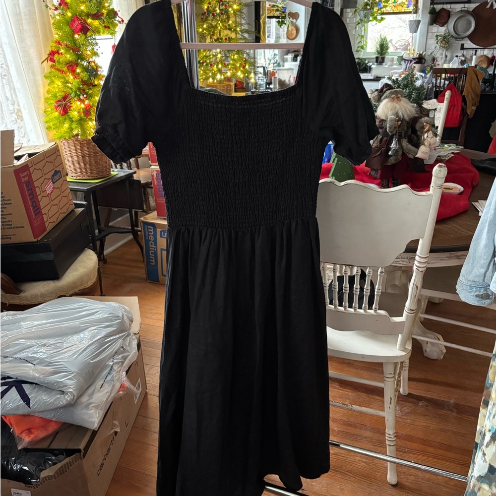 Chic Black Midi Dress for Women
